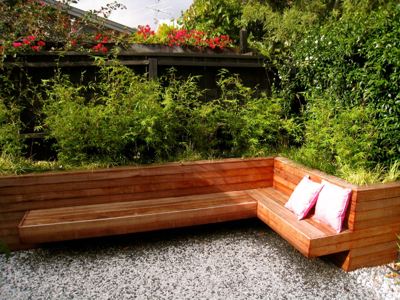 Timber built in seating and planter, Auckland garden design, Kirsten Sach landscape design